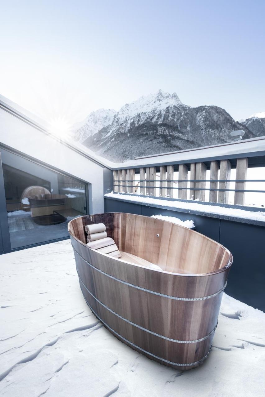 Glanz & Glory Appartements Laengenfeld Bagian luar foto