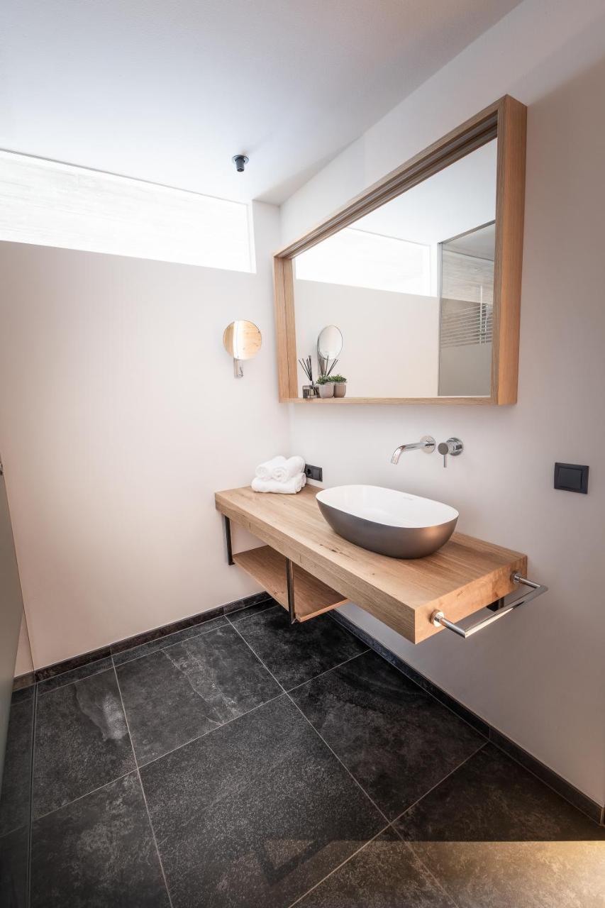 Glanz & Glory Appartements Laengenfeld Bagian luar foto